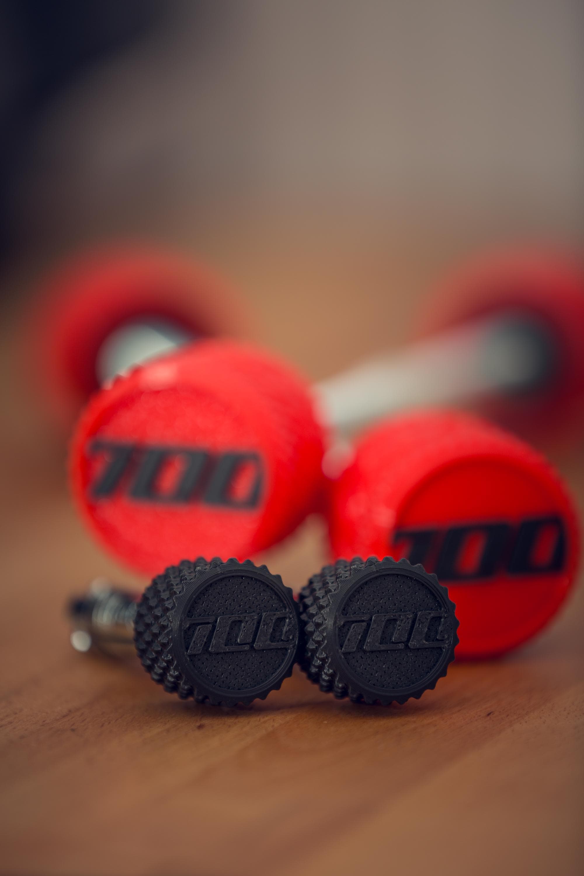 替え玉 Stunt Double foil 英語 700/701/690 Supermoto Stunt Pegs Axle Sliders Crash Protection - Etsy