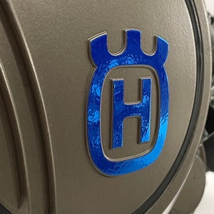 2x Husqvarna 701 clutch cover stickers