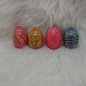 Decorative Eggs Vintage 1980&#39;s 4 Handturned Handpainted Wood Carved Eggs Decorative Eggs Easter Eggs