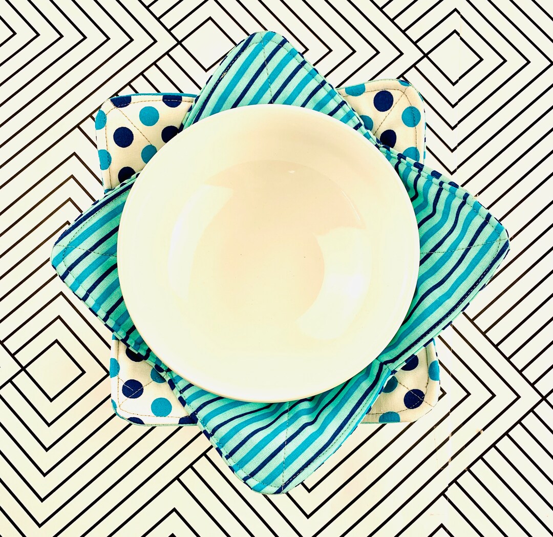 thumbnail image 2 of Mcrowave Bowl Cozy Set Of 2 Candy Skull 2 of 13