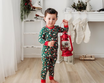 Children's Bamboo Christmas Pajamas: Matching Family Holiday PJs - 2024 Edition Green