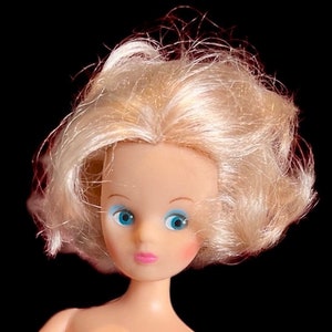 Mary Quant Daisy Doll - Etsy