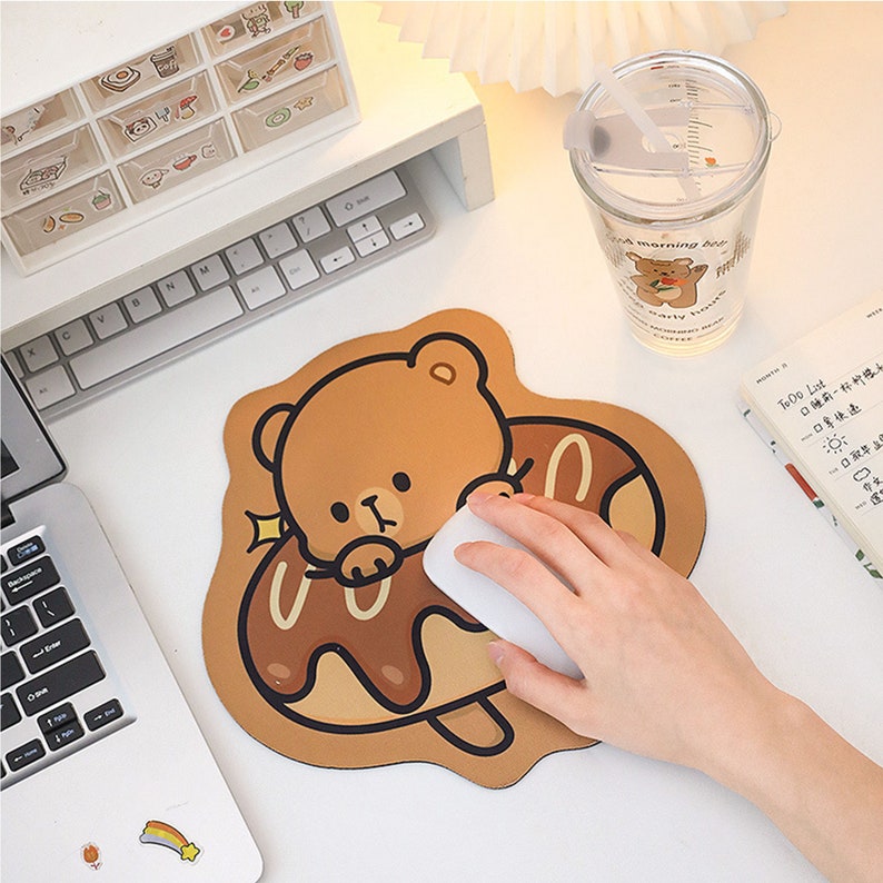 Lovely Funny Brown Bear Mouse Pad, Ergonomic Mouse Pad Wrist Rest