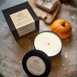 VANILLA PUMPKIN Candle – Pumpkin & Spices – Handmade Scented Soy Wax Candle – Fall, Halloween, Winter