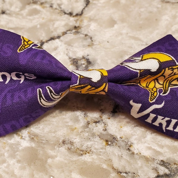 Cat or Dog bow tie - Minnesota Vikings