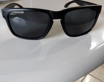 black men's sunglassee holbrook