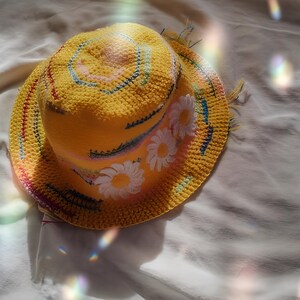 Crochet Bucket Hat ( Reversible )
