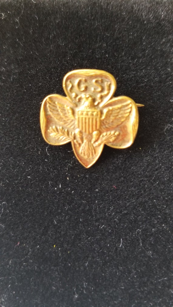Vintage Girl Scout Membership Pin Stamped B Gold P