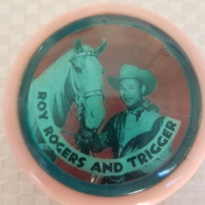 1950's Roy Roger's and Trigger Yo-Yo Near mint. Pink. Original toy. Free shipping.