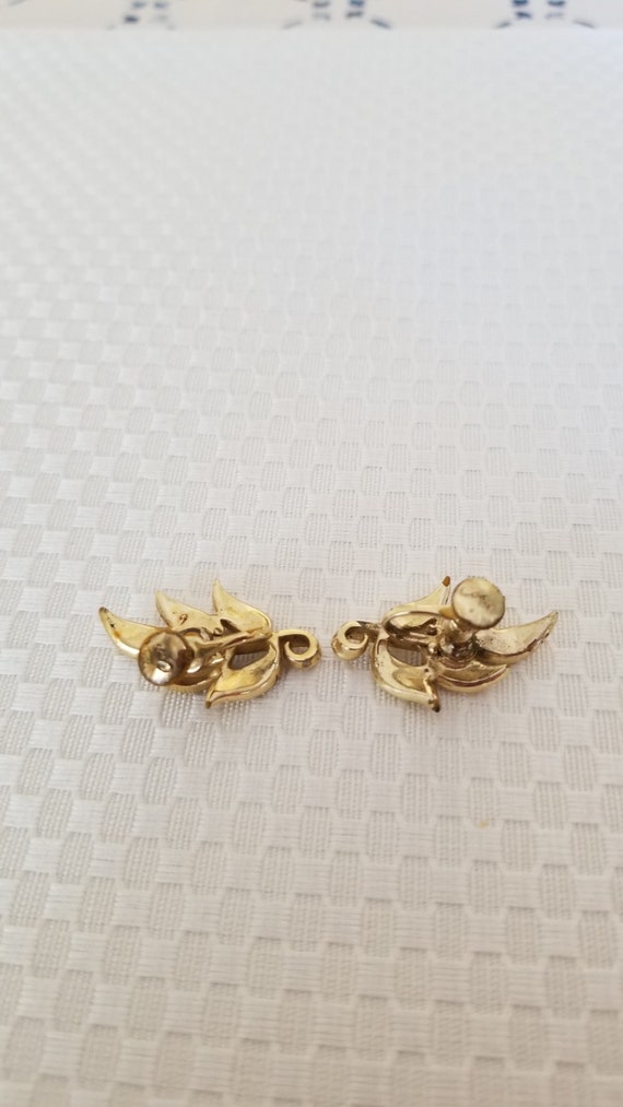 Vintage 1950's Signed Coro earrings. Screw backs.… - image 2