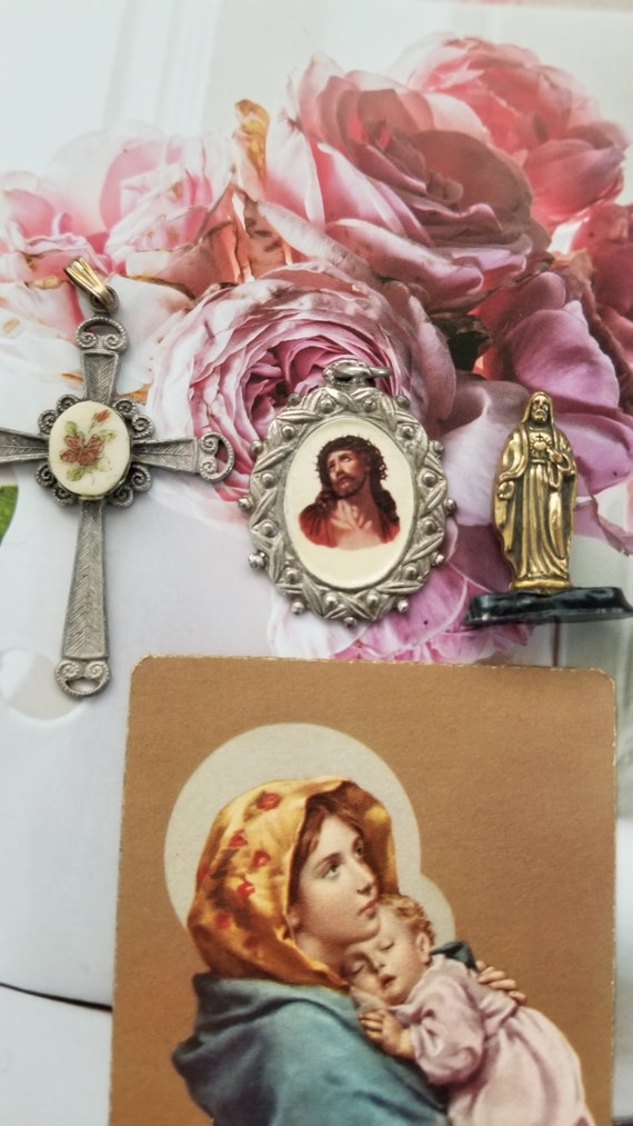 Mixed Vintage, Catholic Religious  Collectables, C