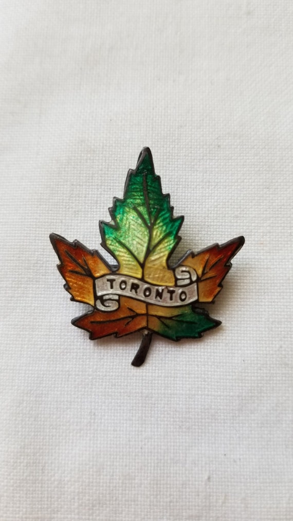 Vintage Sterling Silver Toronto Canada Pin: Maple 