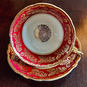 Paragon Red & Gold Tea Cup and Saucer: Double Warrant, Rococo Style