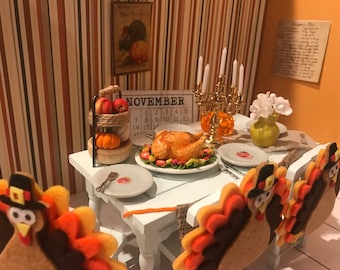 Thanksgiving Dinner, Dollhouse Pies, Thanksgiving Feast, Plates, Stuffing, Mashed Potatoes, Corn, 1:12, Fairy Garden, Diorama, Shadow Box