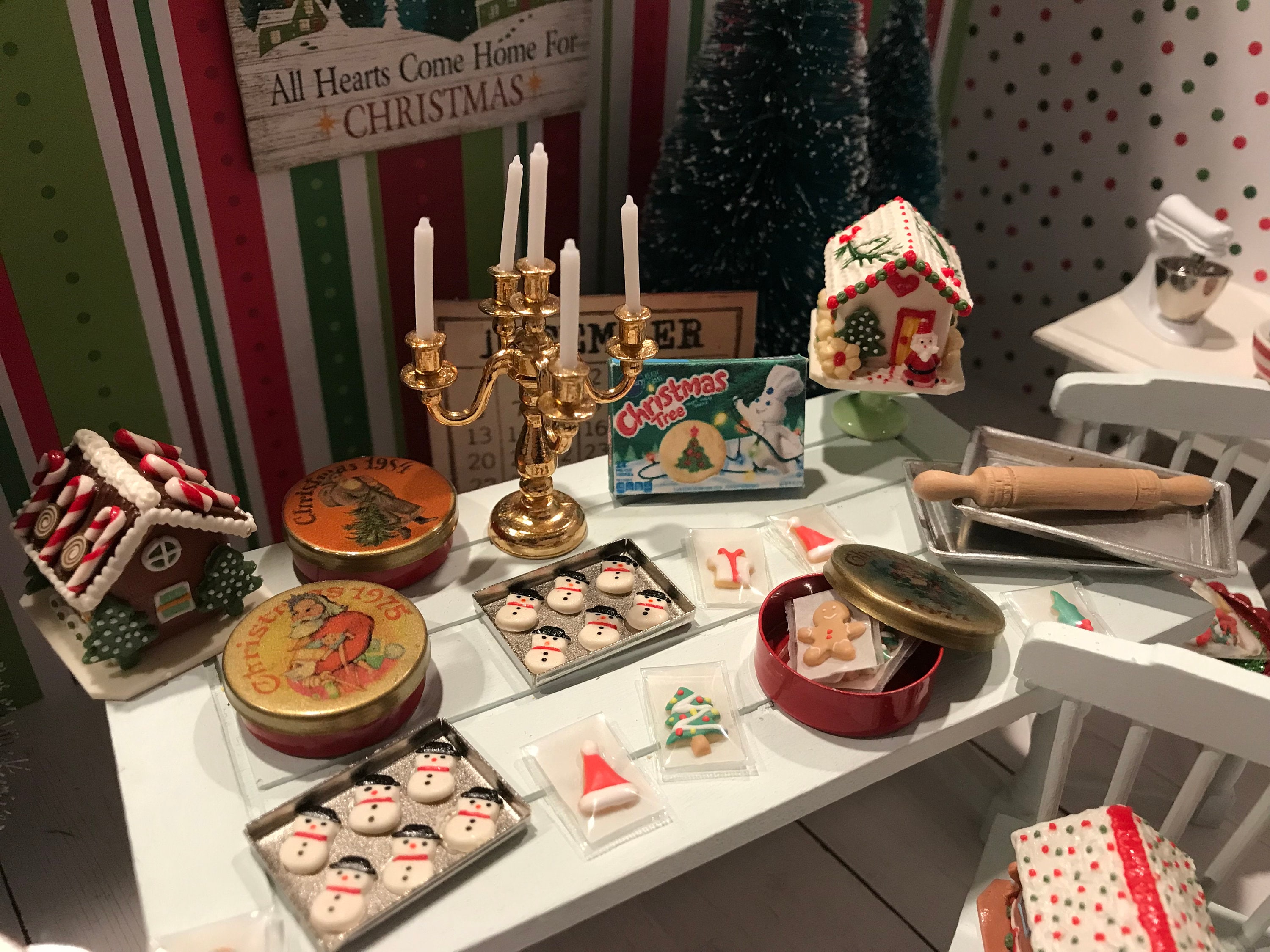 Miniature Christmas Cookies, Dollhouse Christmas Baked Goods, 1:12, Cookies Tins, Gingerbread House, Cupcakes, Cookie Dough Box, Supplies