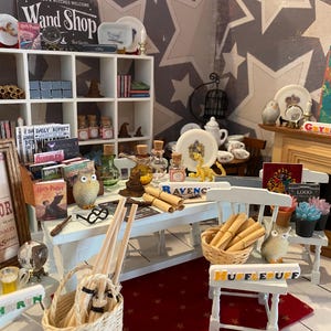 Miniature Wizard & Wand Shop, Dollhouse Magical Accessories, Enchanted Items, 1:12