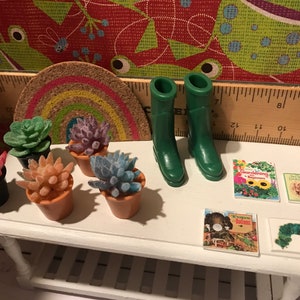 Miniature Potting Table, Dollhouse Gardening Accessories, 1:12, Gardening Boots, Hose, Wagon, Plants, Seed Packs, Welcome Mat, Books image 3