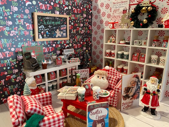 Miniature Christmas Coffee Shop, Holiday Dollhouse Coffee, 1:12 Drinks, Clause Christmas Coffee Shop, Frappe, Hot Chocolate, Expresso, Mugs