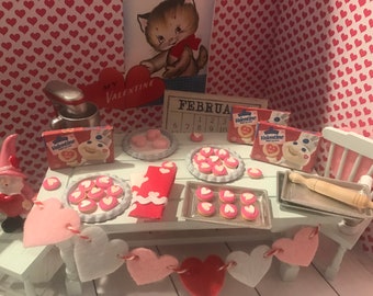 Miniature Valentine Cookies, Dollhouse Baking Supplies, 1:12