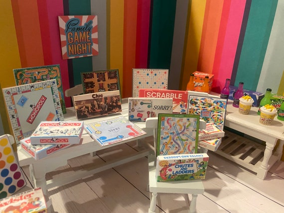 Miniature Board Games, Dollhouse Family Game Night, 1:12, Game Boxes & Boards, Popcorn, Soda Bottles, Soda Boxes, Classic Games