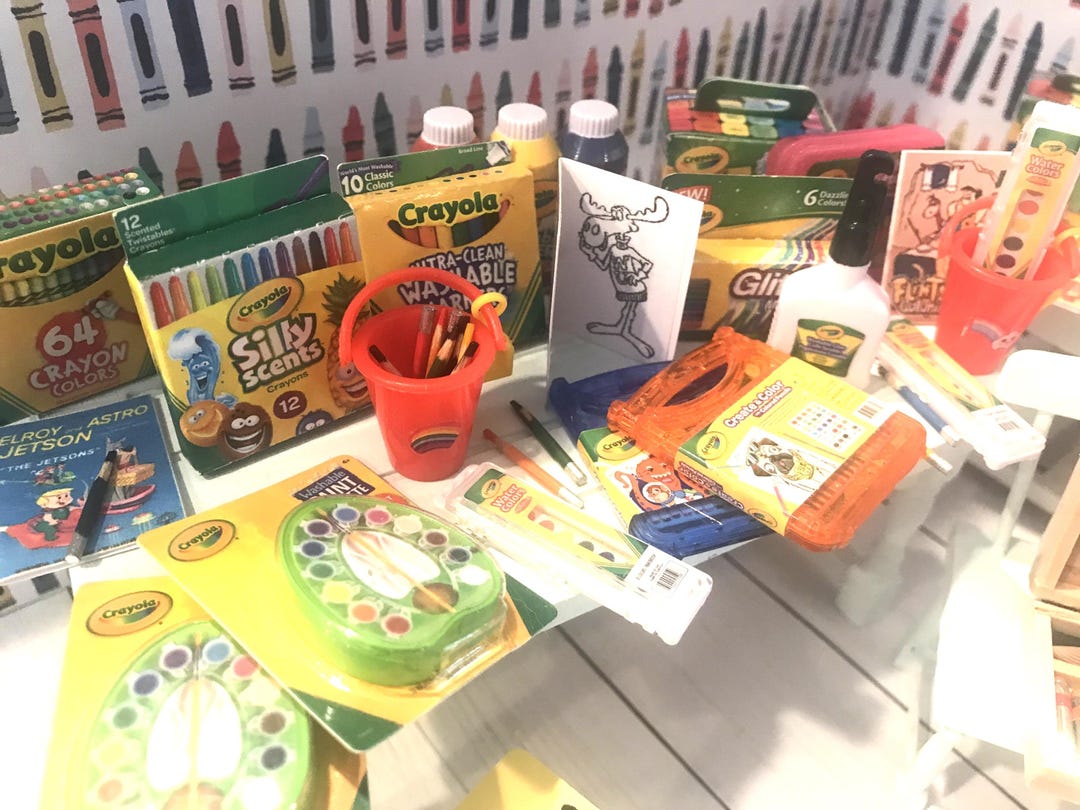 Miniature Art Supplies, Dollhouse Crayons, Markers, Art Box, Art Table, Art Books, Pencils, Micro Crayon, Shadow Box, Diorama, Fairy Garden