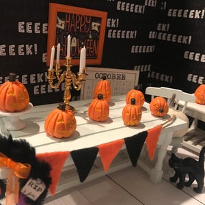 Calabazas de Halloween talladas en miniatura, calabazas para casa de muñecas, escala 1:12, decoraciones de Halloween, caja de sombras, jardín de hadas, diorama