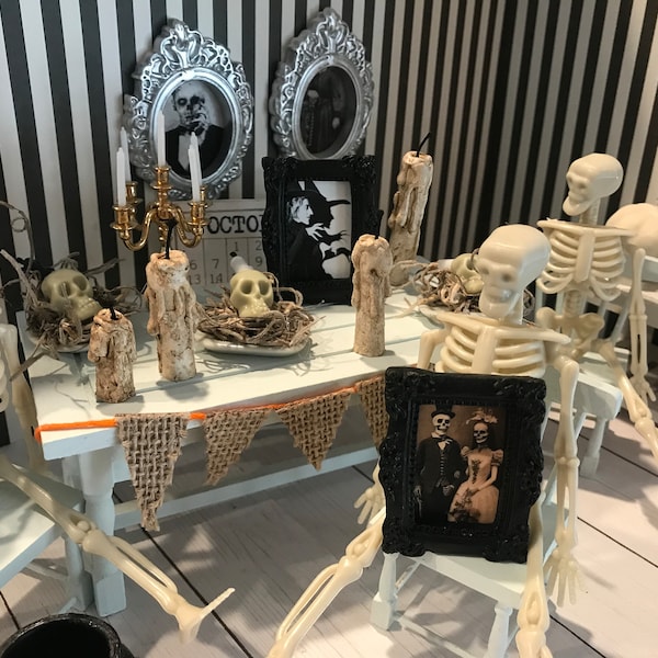 Halloween Skeleton Party, Moveable, Skull Dollhouse Candelabra, Halloween Decoration, 1:12, Cats, Fairy Garden, Diorama, Shadow Box, Gothic