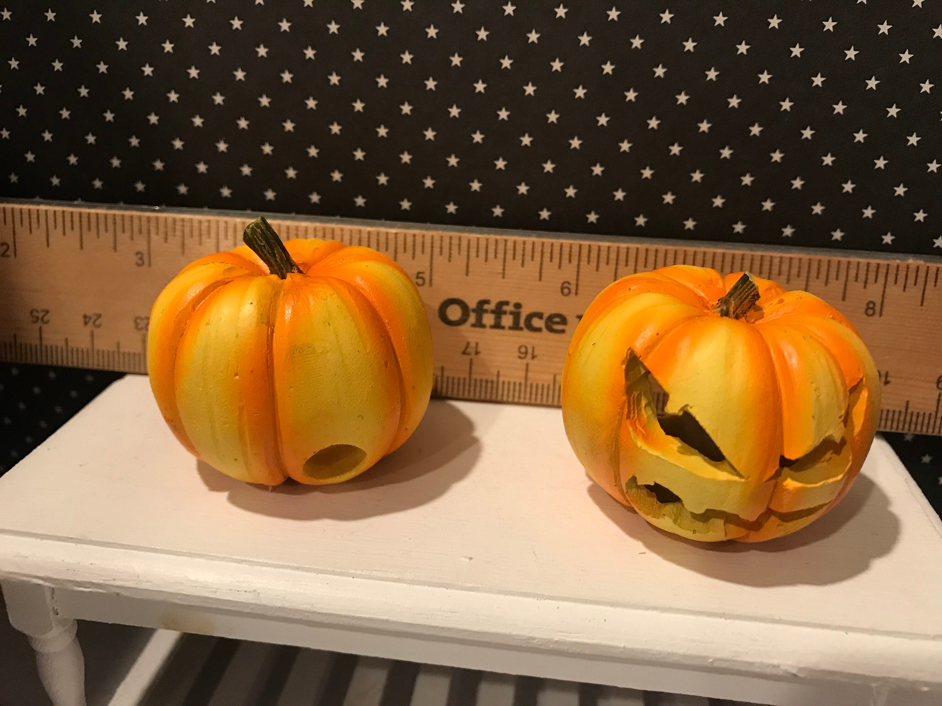 Miniature Carved Jack O' Lanterns, Dollhouse Halloween, Fall ...