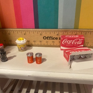 Miniature Board Games, Dollhouse Family Game Night, 1:12, Game Boxes & Boards, Popcorn, Soda Bottles, Soda Boxes, Classic Games image 7