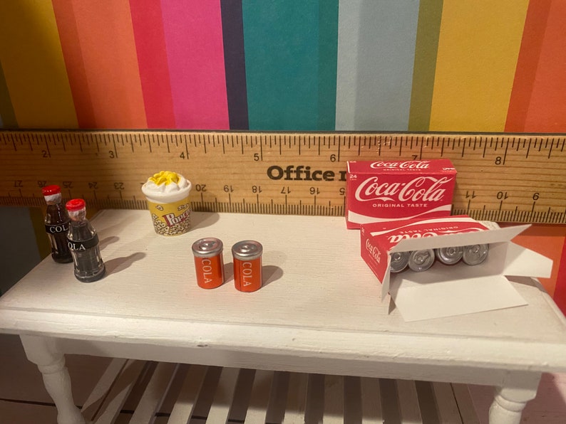 Miniature Board Games, Dollhouse Family Game Night, 1:12, Game Boxes & Boards, Popcorn, Soda Bottles, Soda Boxes, Classic Games image 7