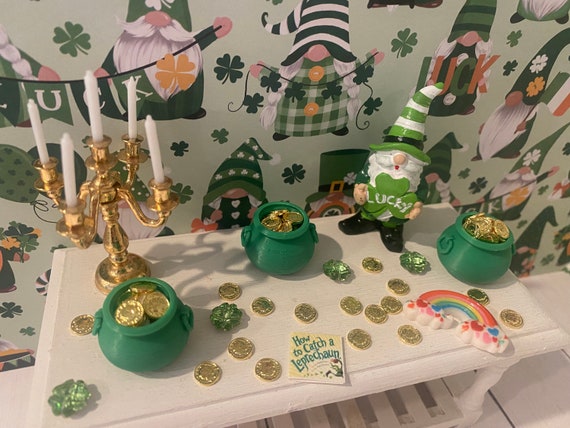 Miniature Pot of Gold, Dollhouse Saint Patrick's Day Treasure, 1:12