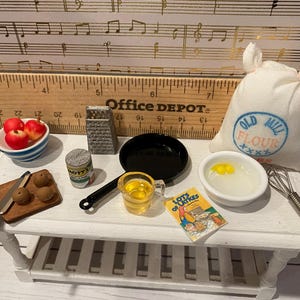 Miniature Hanukkah Party, 8 Nights of Hanukkah, Dollhouse Latke Making Set, 1:12 Dreidels, Candles, Gifts, Cards, Wine, Donuts, Books, Decor Latke Making Set