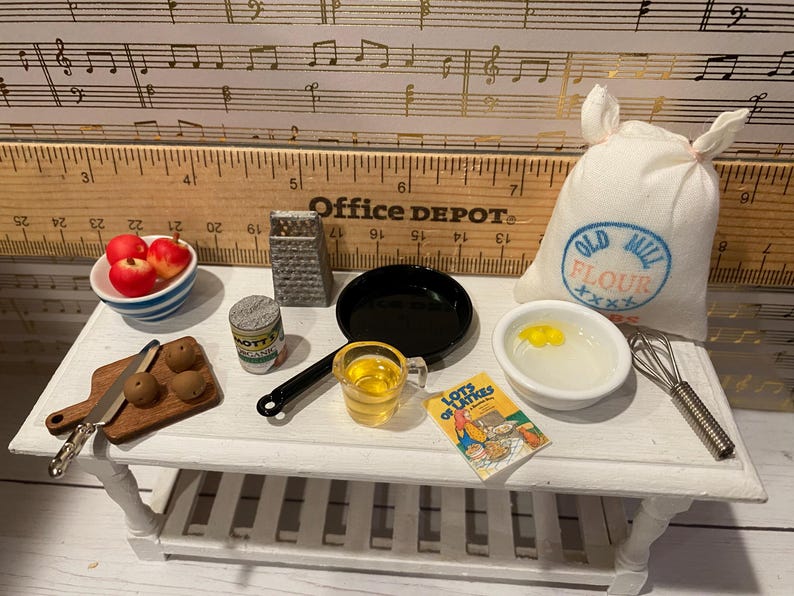 Miniature Hanukkah Party, 8 Nights of Hanukkah, Dollhouse Latke Making Set, 1:12 Dreidels, Candles, Gifts, Cards, Wine, Donuts, Books, Decor Latke Making Set