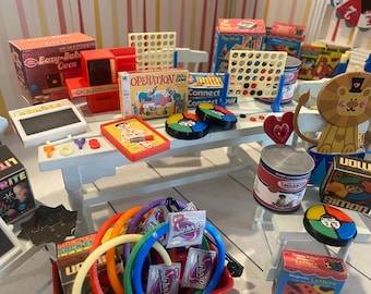 Miniature Retro Toys, Dollhouse Vintage Games, 1:12