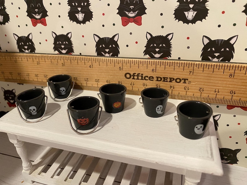 Cubos de calabaza en miniatura para Halloween, cubos para pedir dulces, platos para dulces de Halloween para casas de muñecas, cajas de dulces a escala 1:12, cuencos, bandeja para manzanas acarameladas imagen 5