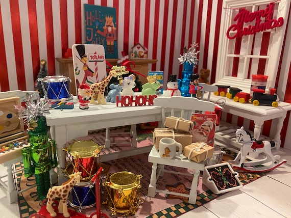 Miniature Toyland, Dollhouse Toy Parade, 1:12 Toys, Tiny Toy Shop, Rabbit, Elephant, Giraffe, Nutcracker, Snowman, Art Set, Scooter, Train