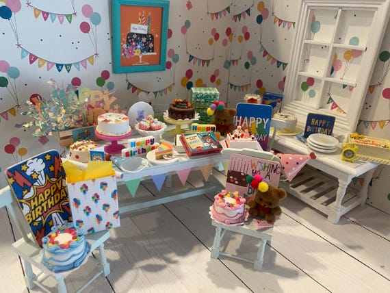 Miniature Birthday Party, Dollhouse Birthday Accessories, 1:12, Cakes, Party Hats, Blowers, Banner, Ice Cream, Centerpiece, Games, Gift Wrap