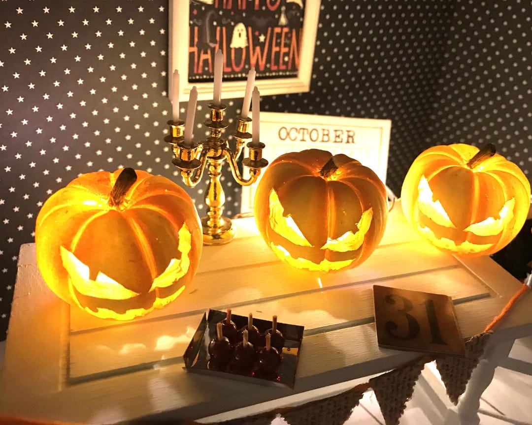 Miniature Carved Jack O' Lanterns, Dollhouse Halloween, Fall ...