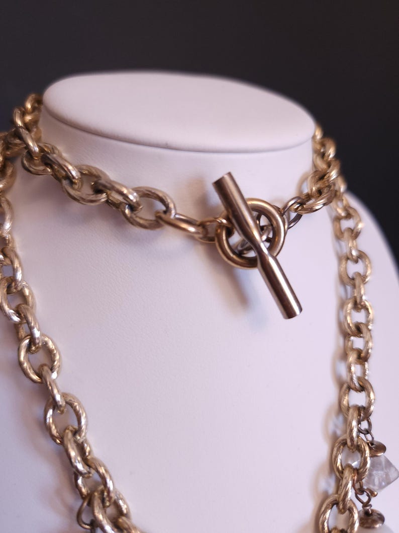 Collar vintage con camafeo reciclado, único en su tipo: hecho a mano de forma sostenible. imagen 3