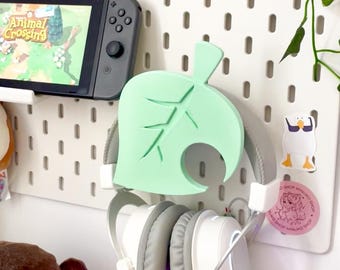 ACNH Holder on IKEA SKADIS ( three colors ) - Cute, 3D print, Cozy, Set up, Gaming, Headset holder, minimalist aesthetic