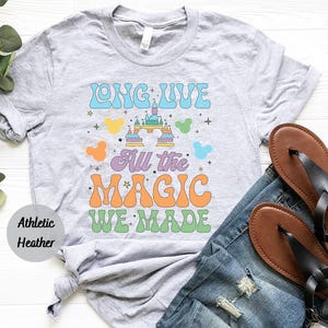 Camiseta "Viva la Magia", camiseta vintage del Castillo Disney, camiseta estética Disney, camiseta familiar Disney, camiseta de viaje Disney imagen 3
