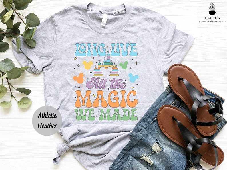 Camiseta "Viva la Magia", camiseta vintage del Castillo Disney, camiseta estética Disney, camiseta familiar Disney, camiseta de viaje Disney imagen 3
