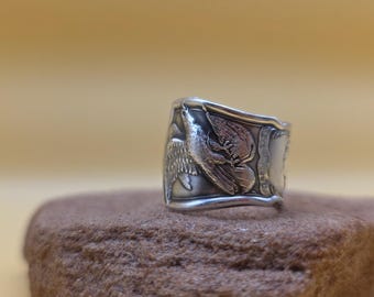 Size 8 Vintage Spoon Ring- Connecticut