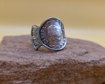 Size 9 Vintage 1939 Canada Spoon Ring
