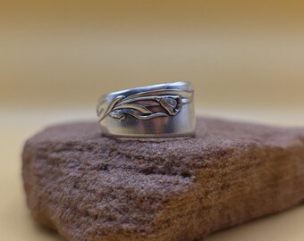 Size 8 Vintage Spoon Ring