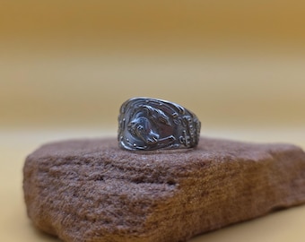 Size 8 Vintage Spoon Ring- Horse & Good Luck