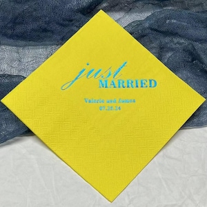 Personalized Wedding Napkins, Bridal shower Napkins, Custom Gold Foil Napkins, Cocktail Napkins, Engagement Napkins, Anniversary napkins