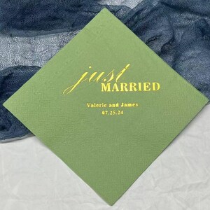 Personalized Wedding Napkins, Bridal shower Napkins, Custom Gold Foil Napkins, Cocktail Napkins, Engagement Napkins, Anniversary napkins