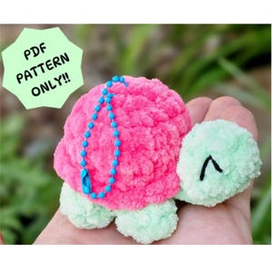 Crochet Turtle Keychain Pattern: Easy Amigurumi Plushie (PDF Pattern)