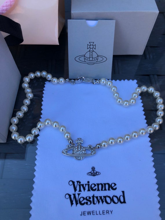 Vivienne Westwood Pearl necklace orb full set comes with bag box cloth and pouch